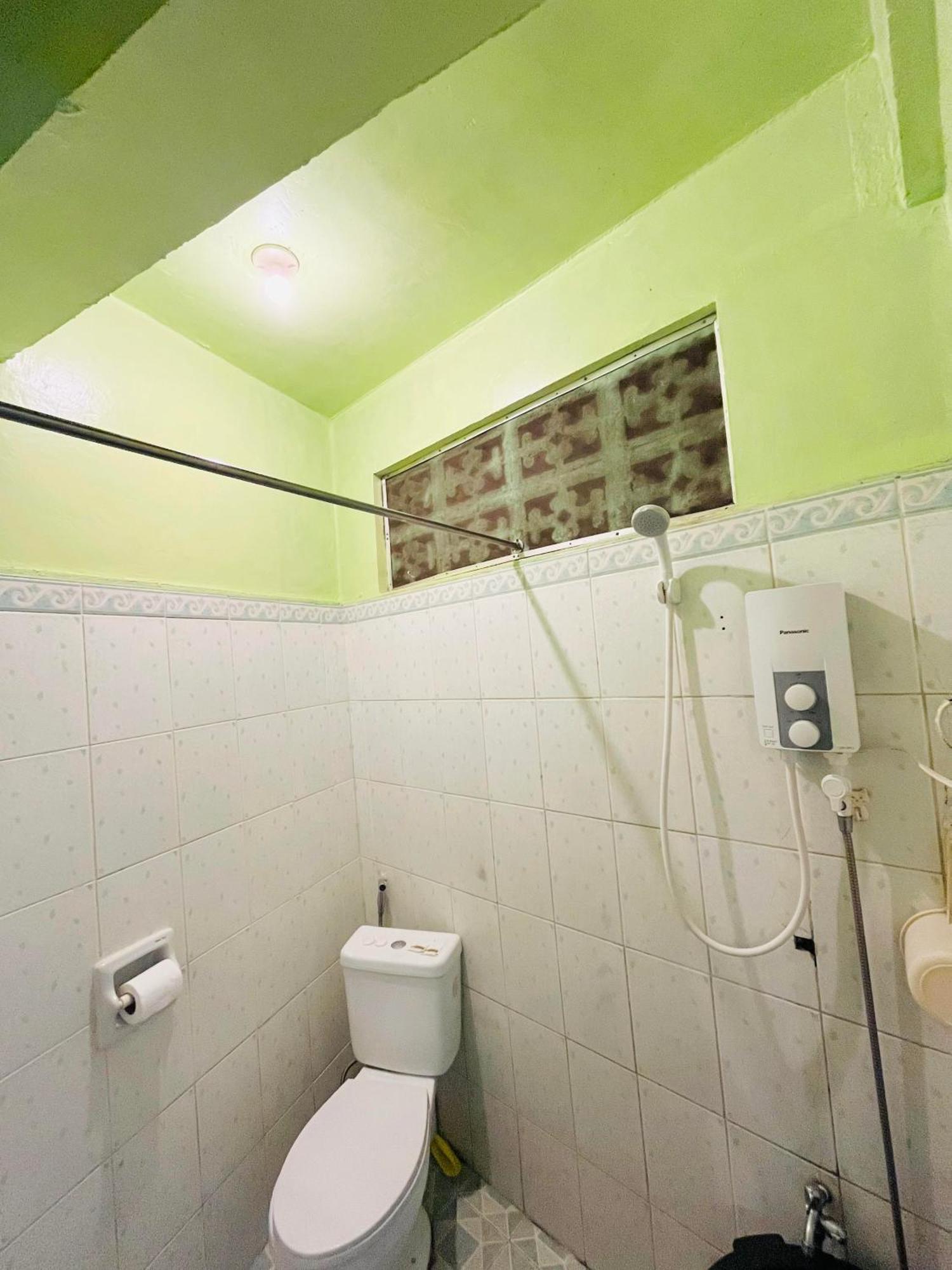 The Studio Byhome Puerto Princesa Extérieur photo